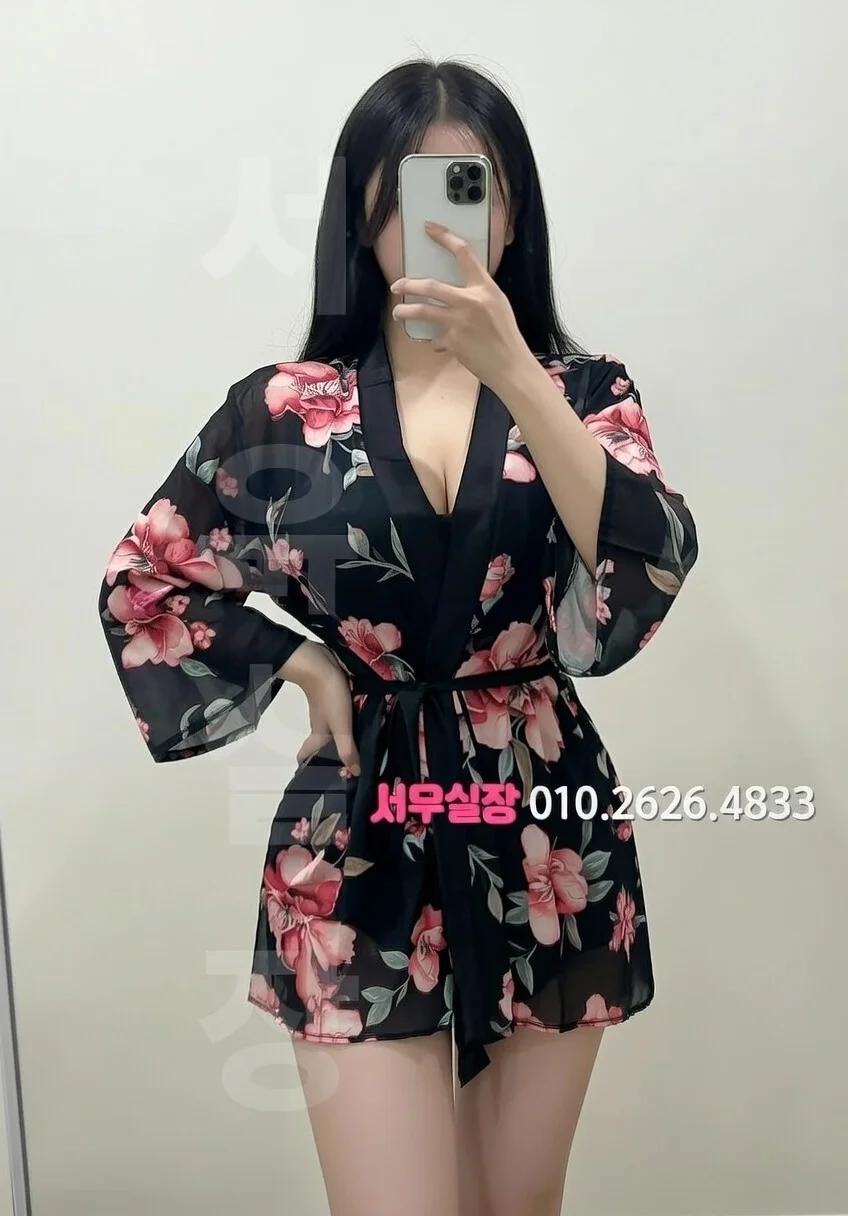 쌍용동 다국적노래클럽 프리미엄 라인업 19번 프로필